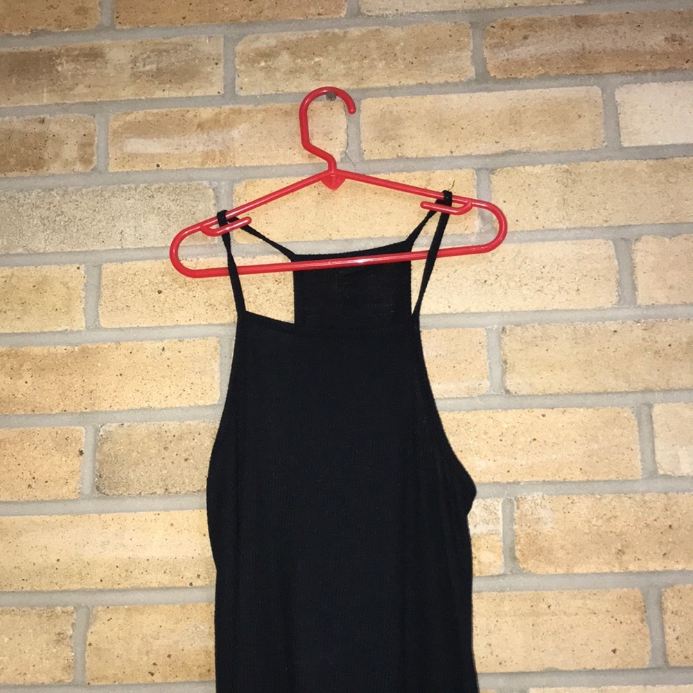plain black ribbed tank